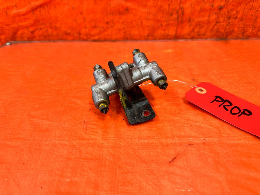 90 91 HONDA CIVIC HATCHBACK   BRAKE PROPORTIONING VALVE PROP VALVE   OEM 3253