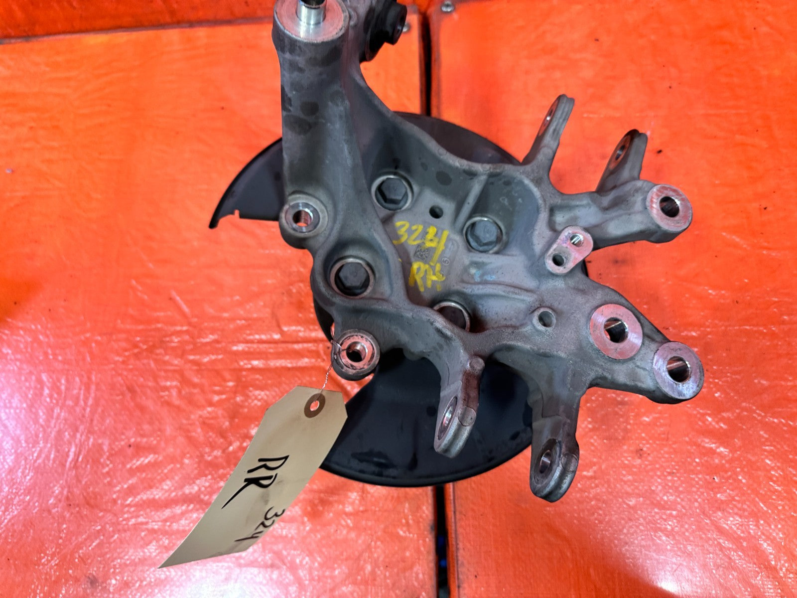 18 22 HONDA ACCORD 1.5L   PASSENGER RIGHT REAR SPINDLE KNUCKLE HUB   OEM #3249