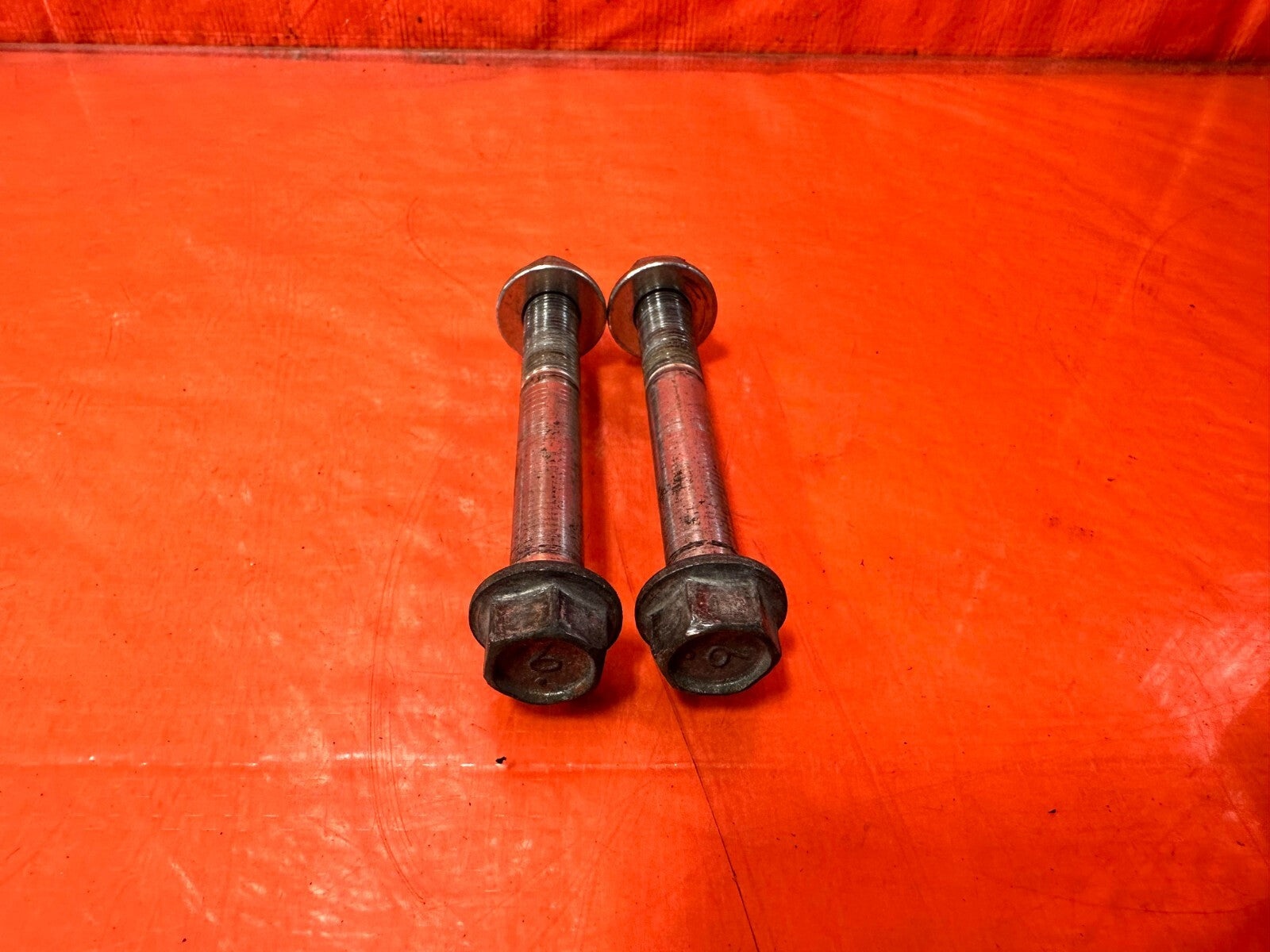 17 20 INFINITI Q60   REAR SHOCK STRUT BOLTS NUTS HARDWARE   OEM #2890