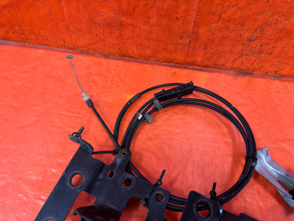08 15 INFINITI G37 COUPE & CONVERTIBLE   HOOD RELEASE WIRE CABLE   OEM 3287