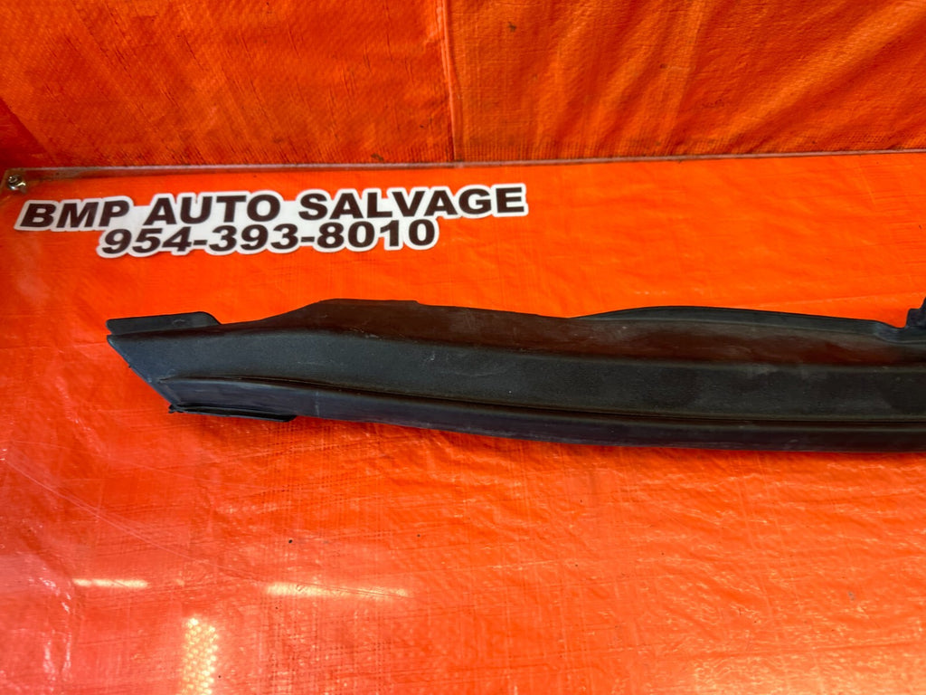 07 12 LEXUS ES350   DRIVER LEFT UPPER HOOD SEAL FENDER TRIM   OEM #244 OE8