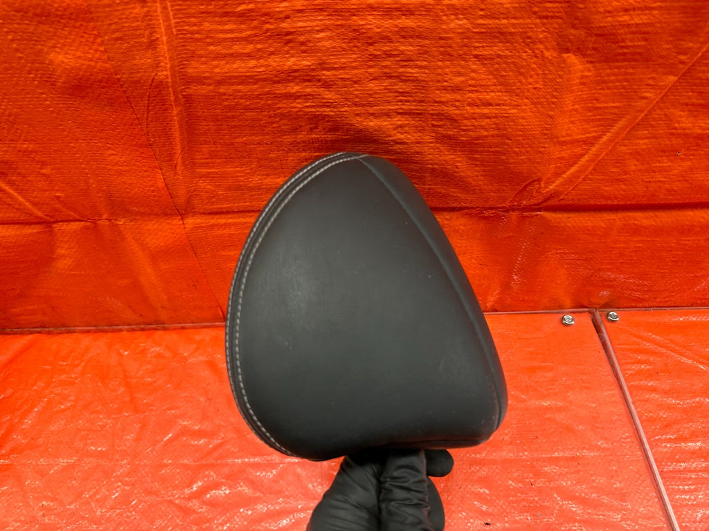 08 15 INFINITI G37 & Q60 2D COUPE   LEFT OR RIGHT FRONT SEAT   HEAD REST OEM 2078