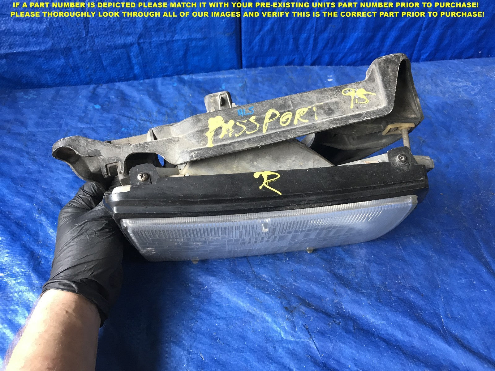 OEM 1995 95 HONDA PASSPORT PASSENGER RIGHT HEADLIGHT R RH4
