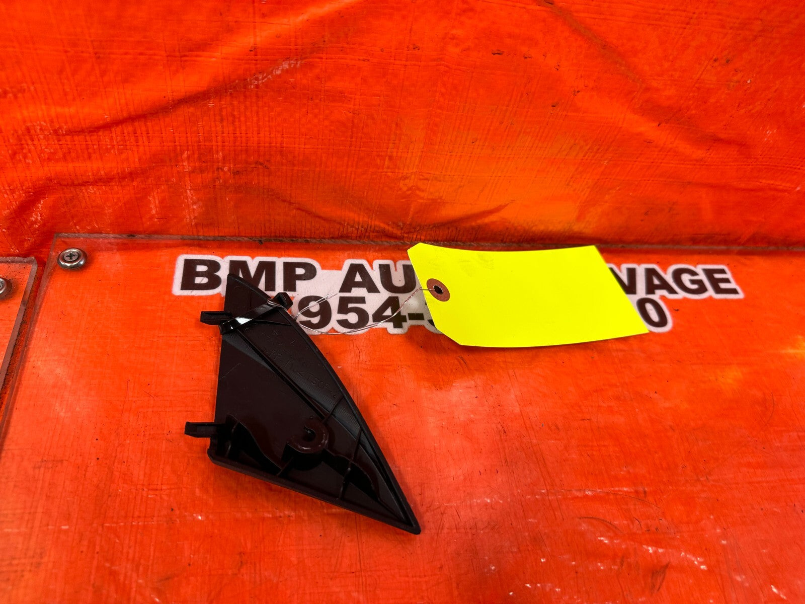 00 05 TOYOTA CELICA INTERIOR MIRROR TRIM COVER PLASTIC GARNISH DRIVER LEFT OEM8