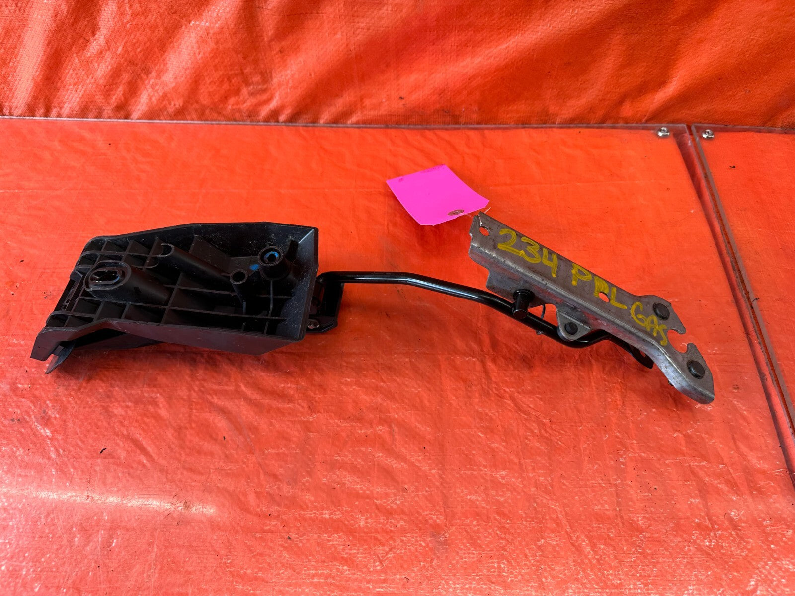 04 06 ACURA TL   GASOLINE GAS FUEL ACCELERATOR ACCELERATION PEDAL   OEM #2345