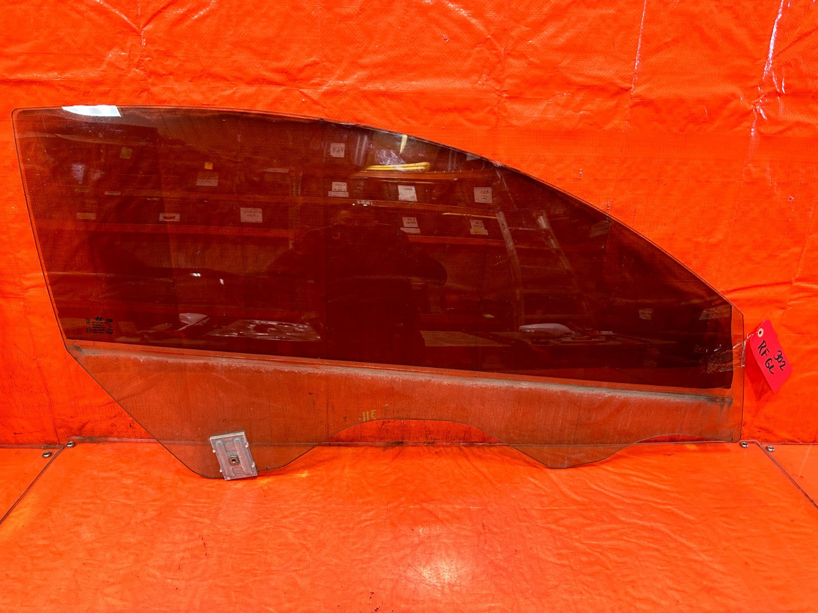 10 16 HYUNDAI GENESIS COUPE   PASSENGER RIGHT FRONT   DOOR GLASS WINDOW OEM #3020