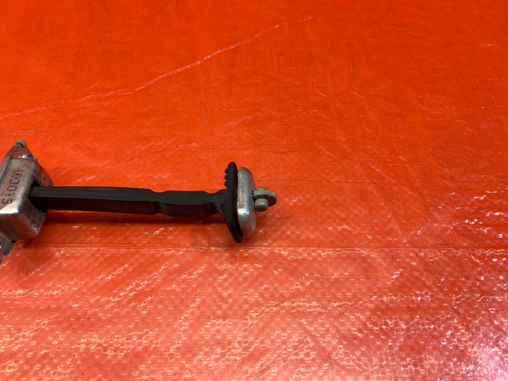 06 11 CIVIC 4D SEDAN   PASSENGER RIGHT REAR DOOR CHECKER HINGE ARM STOPPER #15511