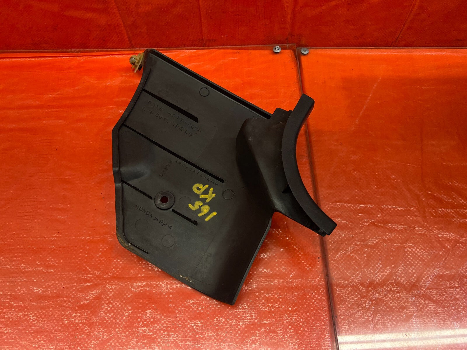 94 01 ACURA INTEGRA   2 DOOR ONLY   INTERIOR KICK PANEL   DRIVER LEFT OEM #1658