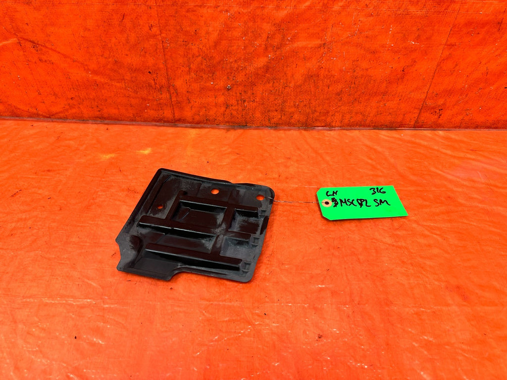 16 24 INFINITI Q50   RIGHT SIDE   63832 JK500   OEM 3160