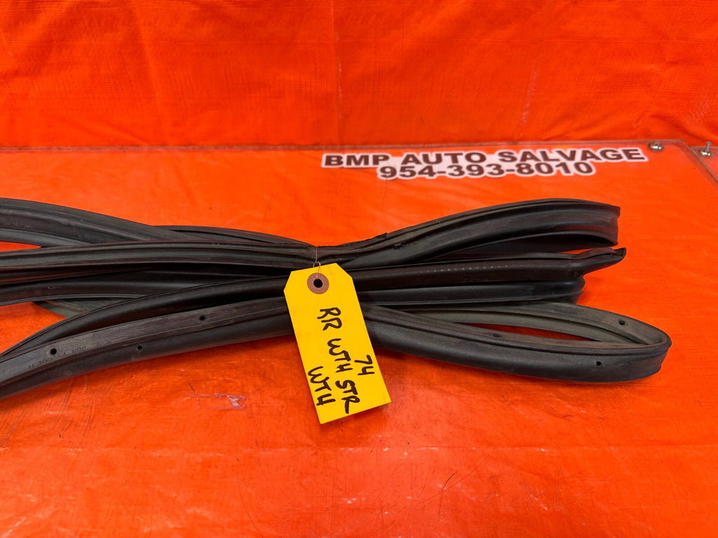 2012 SUBARU WRX STI SEDAN PASSENGER RIGHT REAR DOOR WEATHER STRIP RUBBER GASKET5
