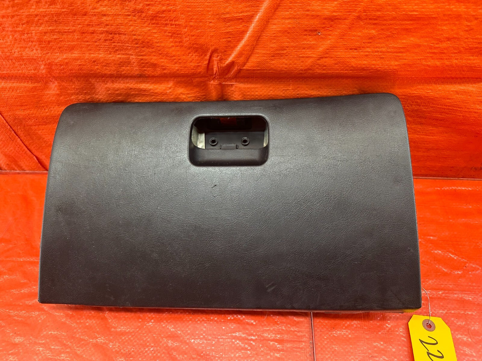 94 01 ACURA INTEGRA 2 & 4 DOOR   GLOVE BOX   BLACK   COLOR   OEM #2263