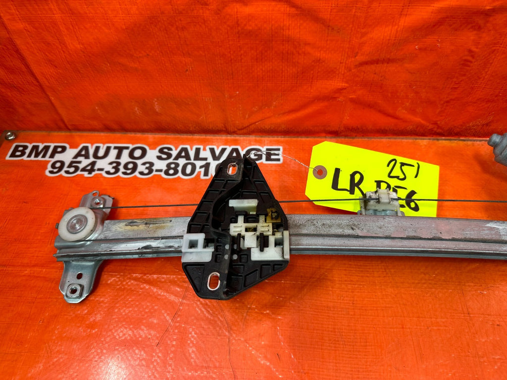 08 12 HONDA ACCORD SEDAN LEFT REAR    WINDOW REGULATOR W/ MOTOR   OEM #2513