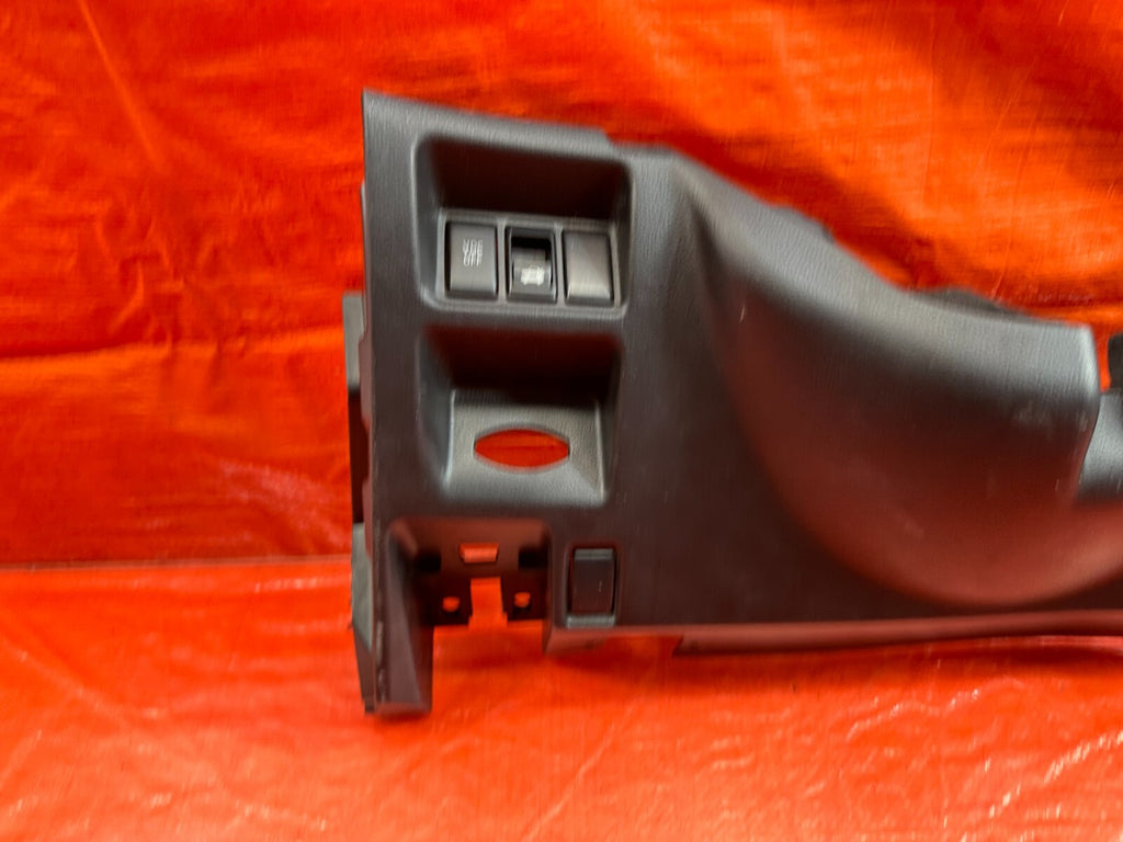08 15 INFINITI G37 Q60 COUPE   KNEE TRIM UNDER STEERING COLUMN LOWER COVER   2079