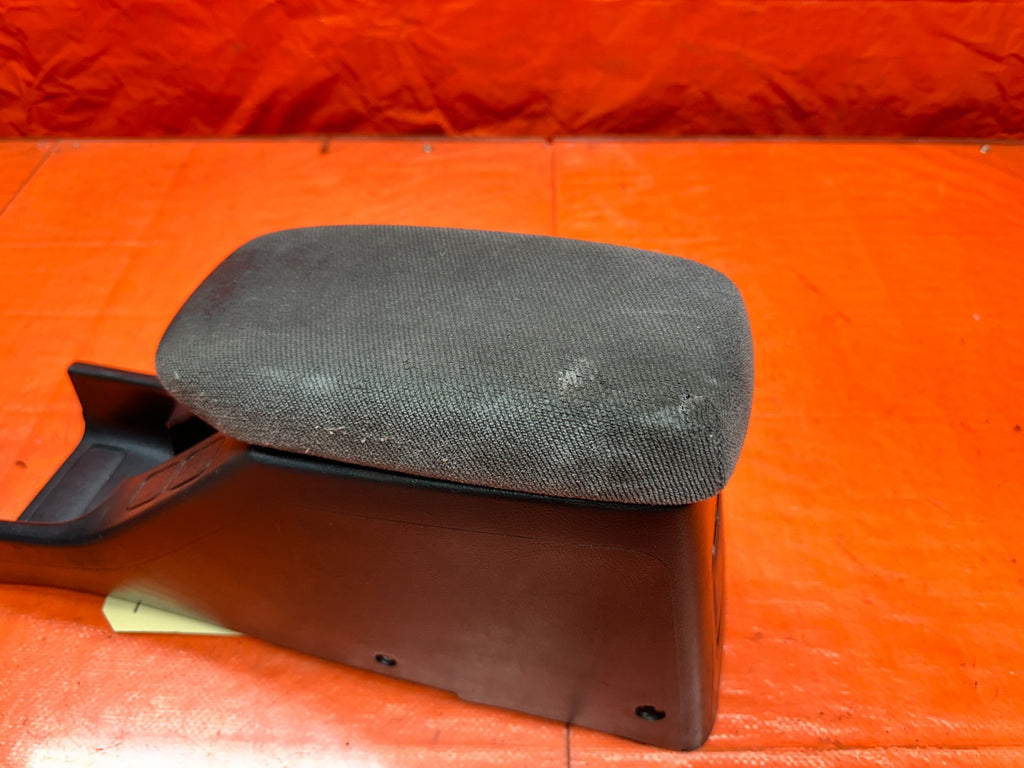 94 01 ACURA INTEGRA CENTER CONSOLE ARMREST LID ASSEMBLY OEM #3317