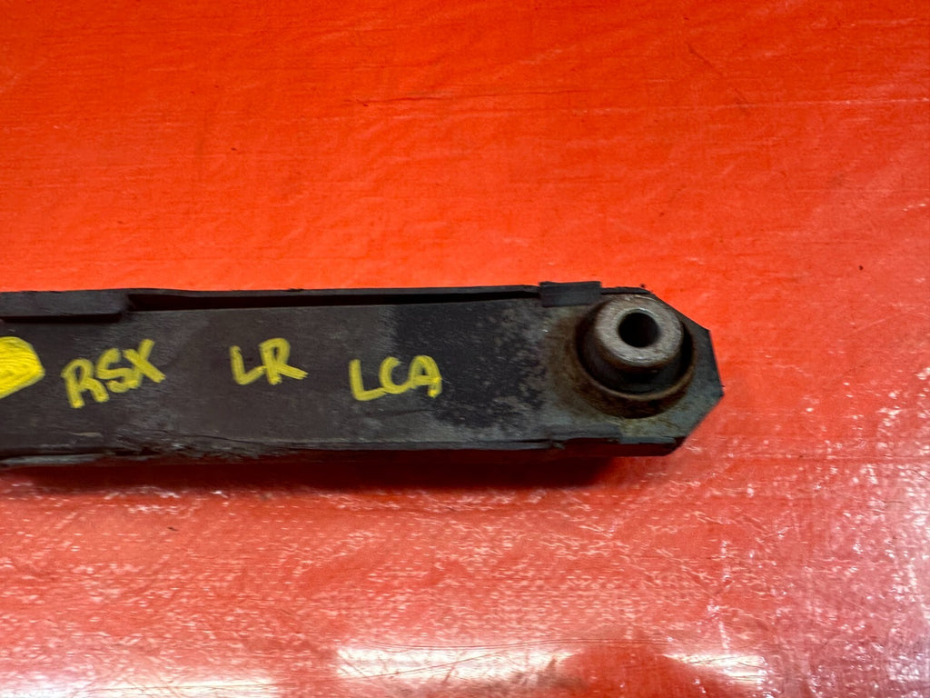 02 06 ACURA RSX   DRIVER LEFT REAR   LOWER CONTROL ARM   OEM FACTORY OE5