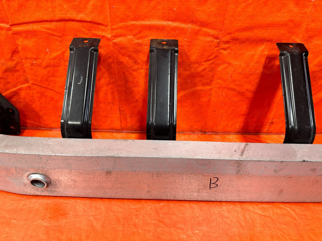 2020 20 INFINITI Q50   REAR CRASH BEAM REINFORCEMENT RE BAR   OEM 2963