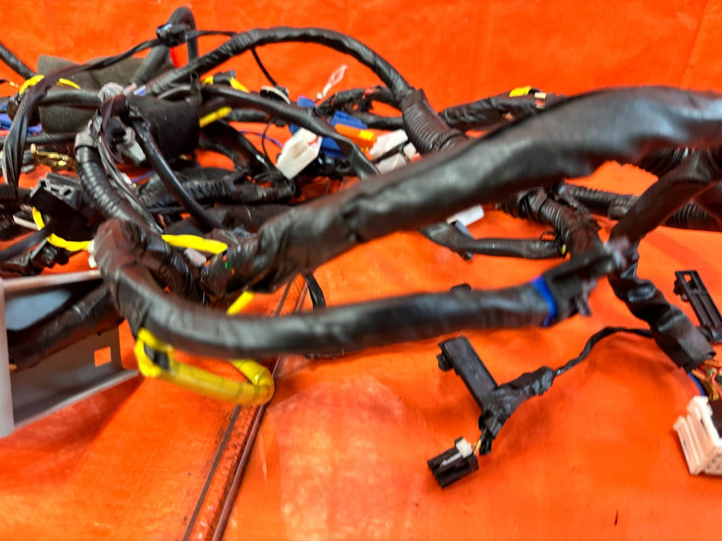 2016 16 HYUNDAI GENESIS COUPE 3.8L   INTERIOR FLOOR WIRE HARNESS WIRING LOOM 3027