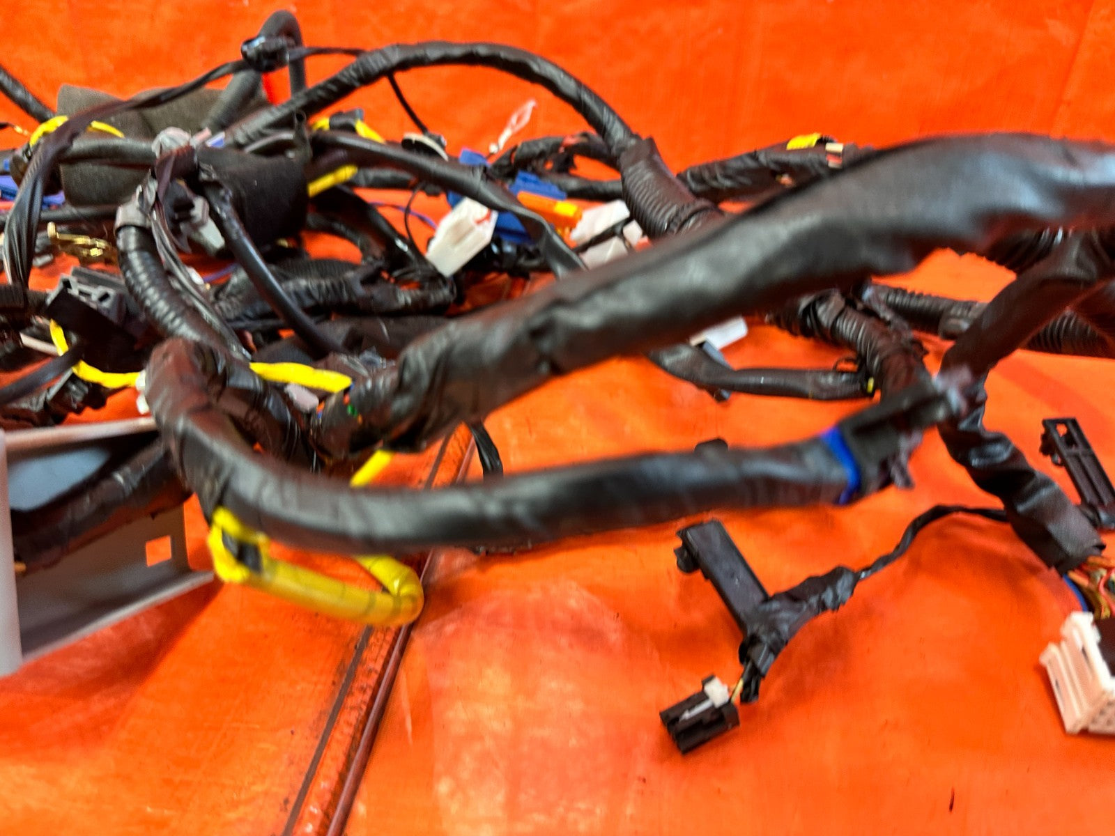 2016 16 HYUNDAI GENESIS COUPE 3.8L   INTERIOR FLOOR WIRE HARNESS WIRING LOOM 3027