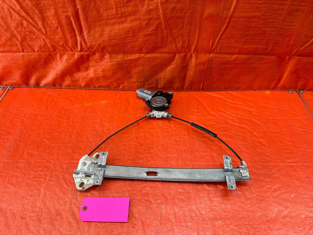 04 08 ACURA TL   PASSENGER RIGHT REAR   WINDOW REGULATOR W/ MOTOR   OEM 2340