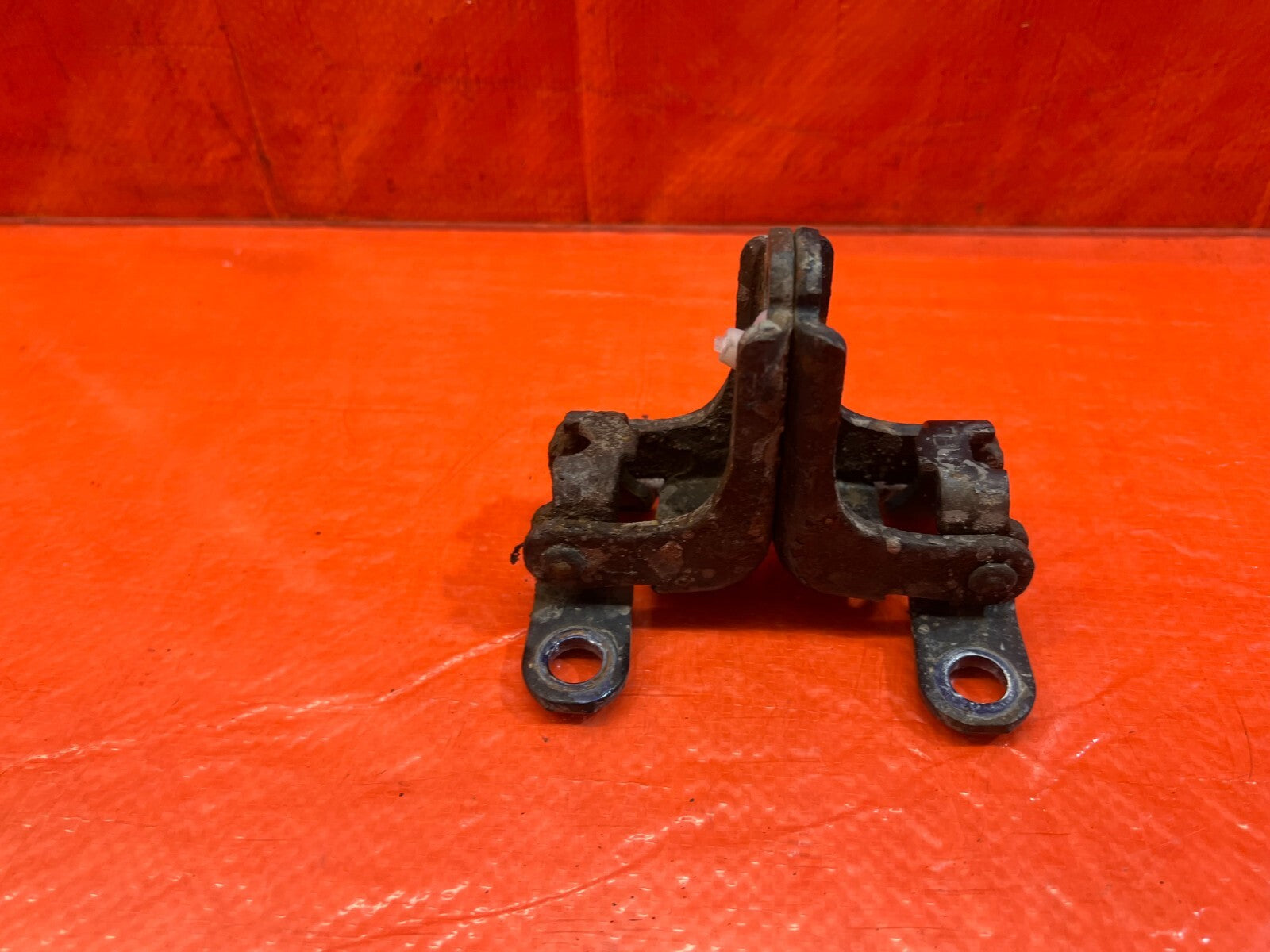 02 06 ACURA RSX   DRIVER LEFT FRONT DOOR HINGE SET UPPER LOWER   OEM #1715
