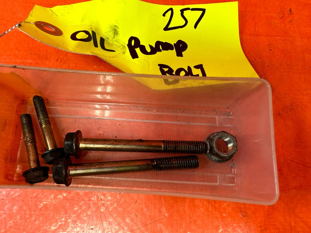 94 01 ACURA INTEGRA   GSR B18C1   OIL PUMP BOLTS HARDWARE   OEM #2574