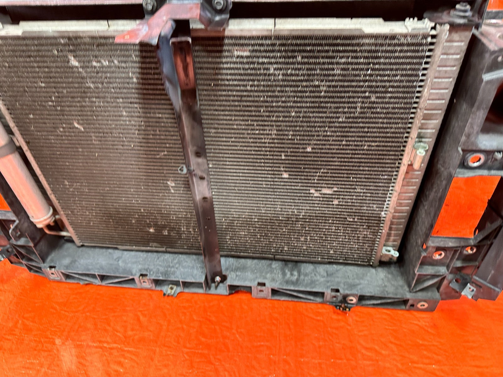 INFINITI G37 COUPE CONVERTIBLE   RADIATOR SUPPORT W/ FANS RADIATOR CONDENSER OEM8