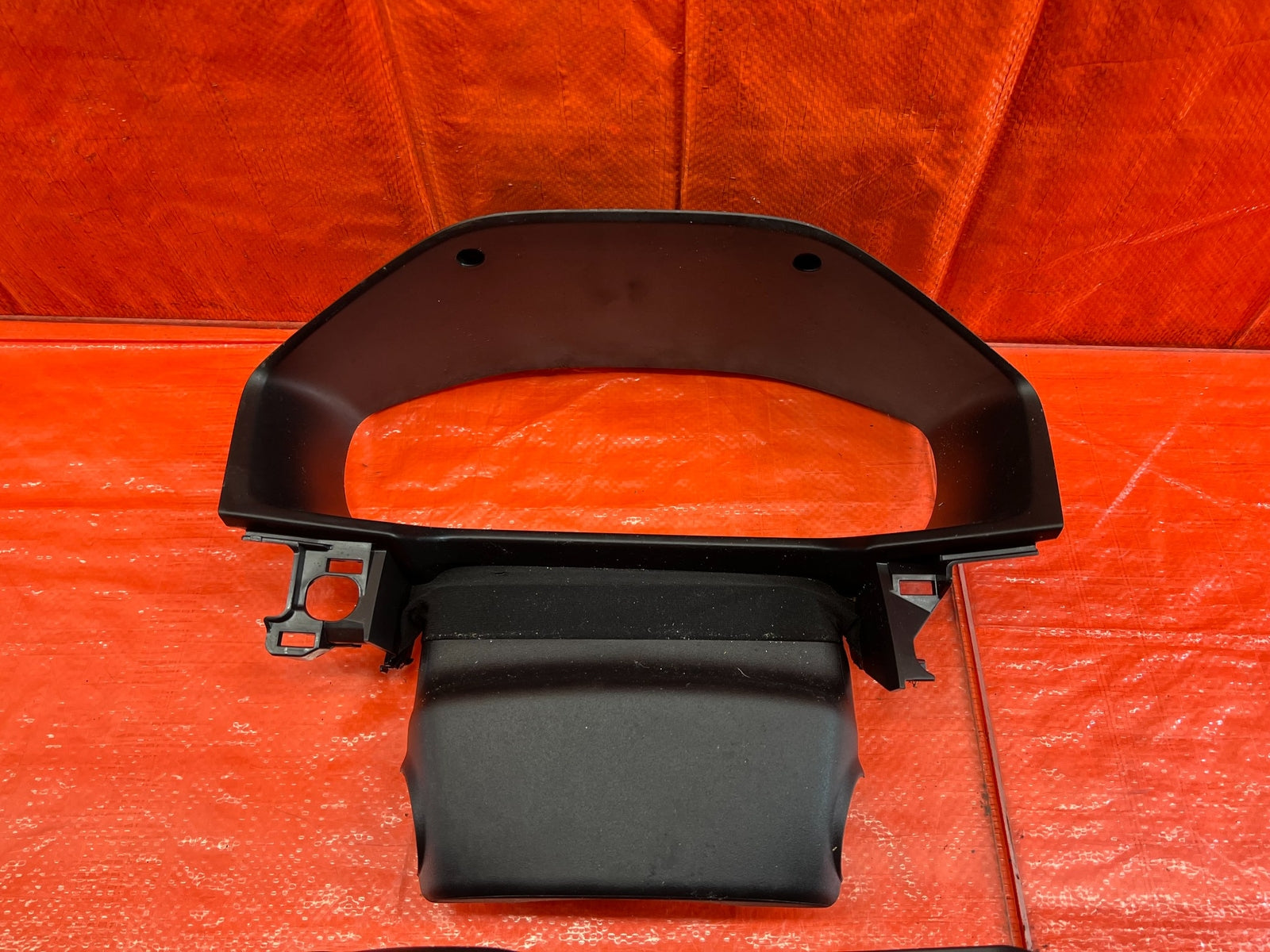 18 21 HONDA ACCORD KEY IGNITION STEERING COLUMN COVER TOP BOTTOMW/ BEZEL OEM 1844