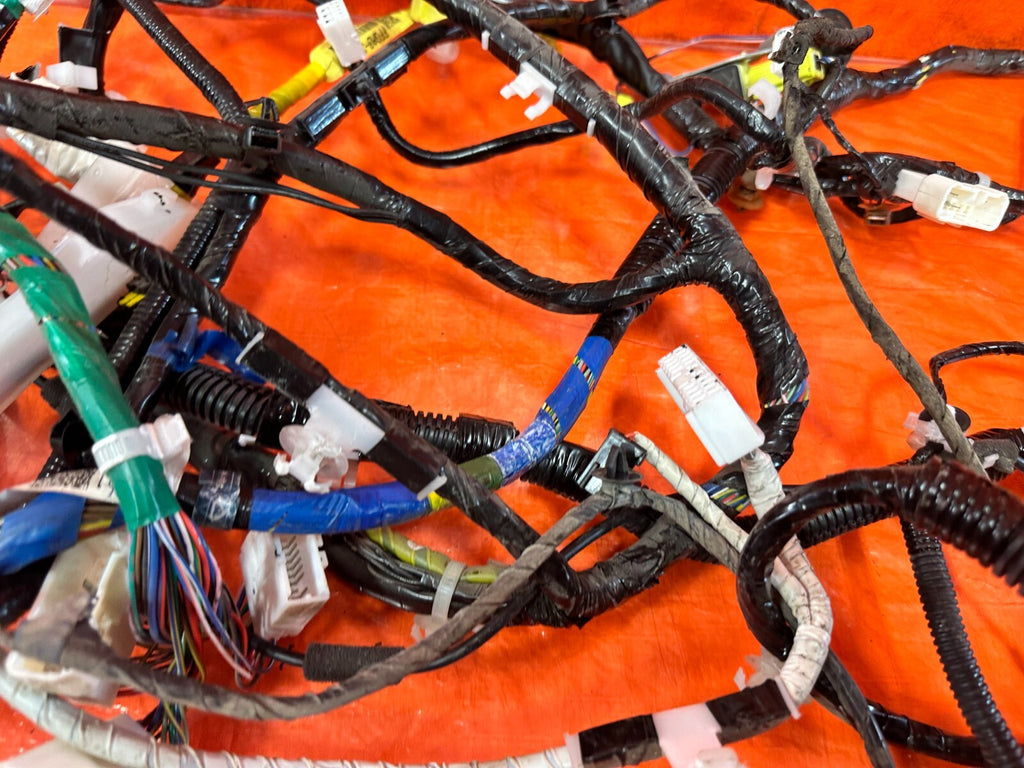 2013 13 SUBARU WRX STI WAGON   EJ257 RIGHT INTERIOR WIRE HARNESS WIRING LOOM 28312