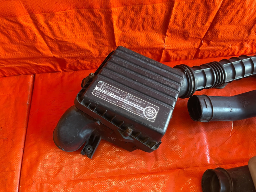 93 95 HONDA DEL SOL   D15B7 1.5L   COMPLETE FACTORY INTAKE ARM BOX RESONATOR OEM7