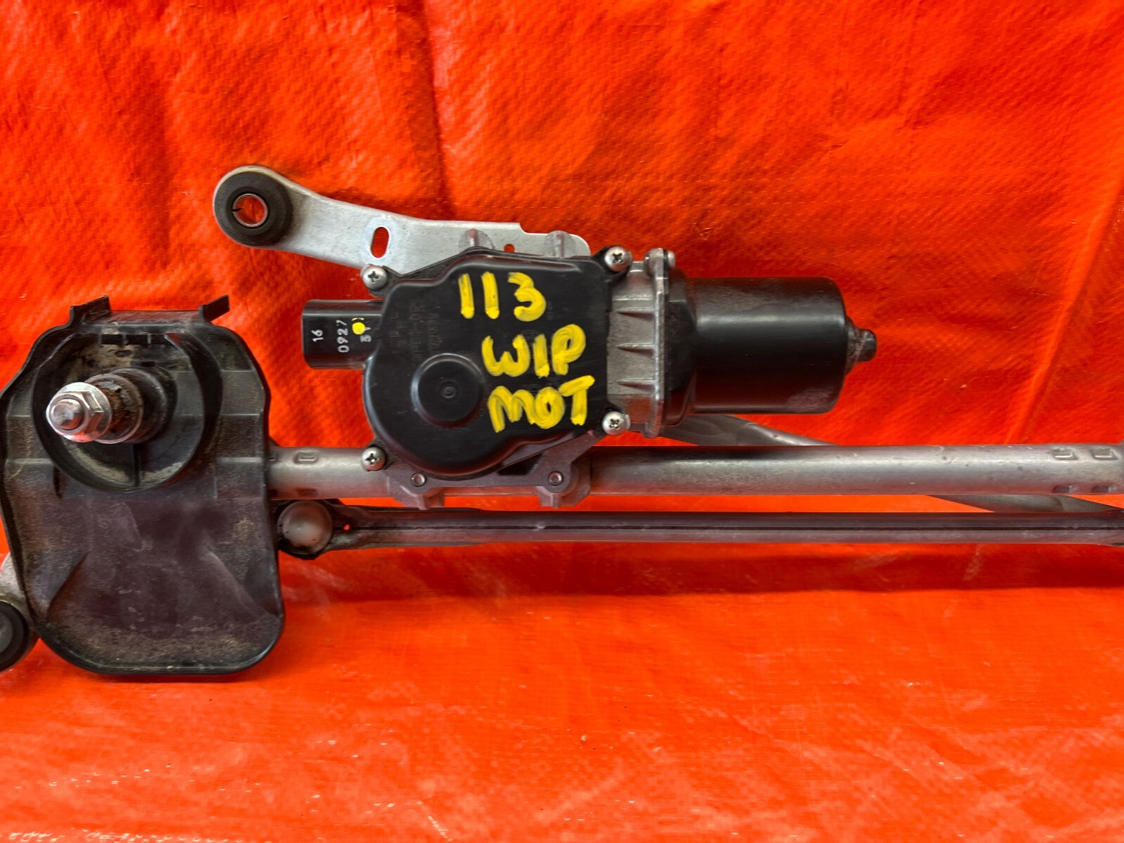 14 20 INFINITI Q50 Q60   WINDSHIELD WIPER MOTOR W/ LINKAGE   OEM FACTORY #1135