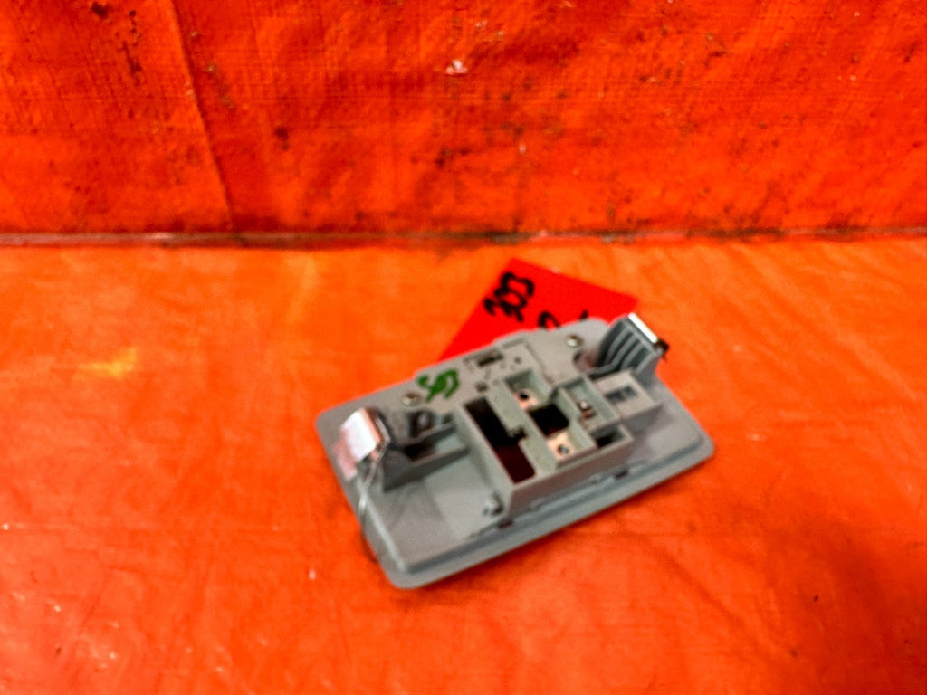 09 11 MAZDA RX8 RX 8   DOME LIGHT   OEM #3033