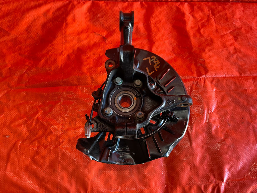18 21 SUBARU CROSSTREK   AWD   DRIVER LEFT FRONT SPINDLE KNUCKLE HUB   OEM #727