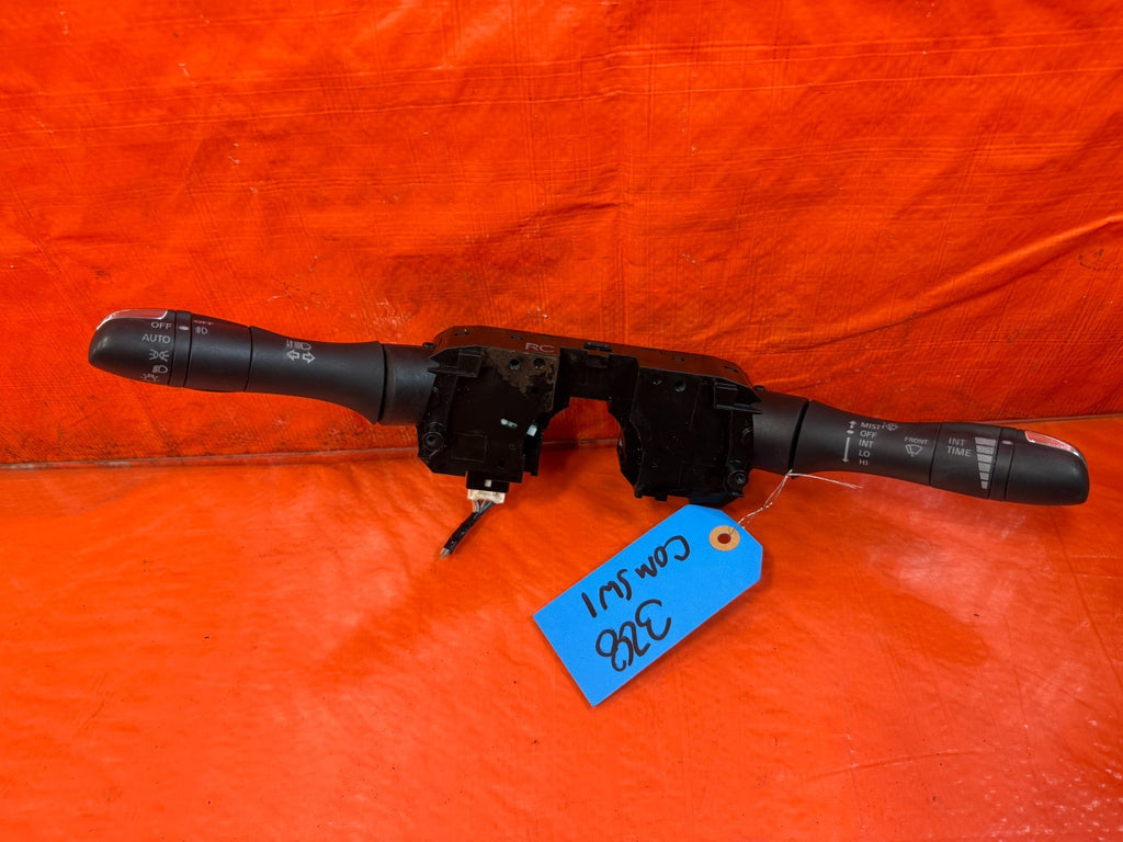 08 09 INFINITI G37 2D COUPE   HEADLIGHT AND WIPER COMBINATION SWITCH   OEM 3282