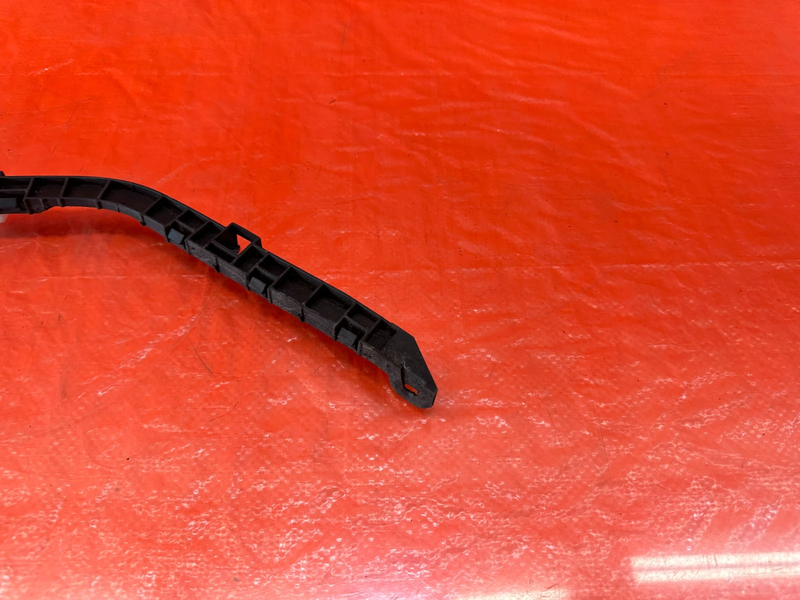 04 08 ACURA TSX   LEFT REAR   BUMPER BRACKET CLIP SPACER RETAINER   OEM #19610
