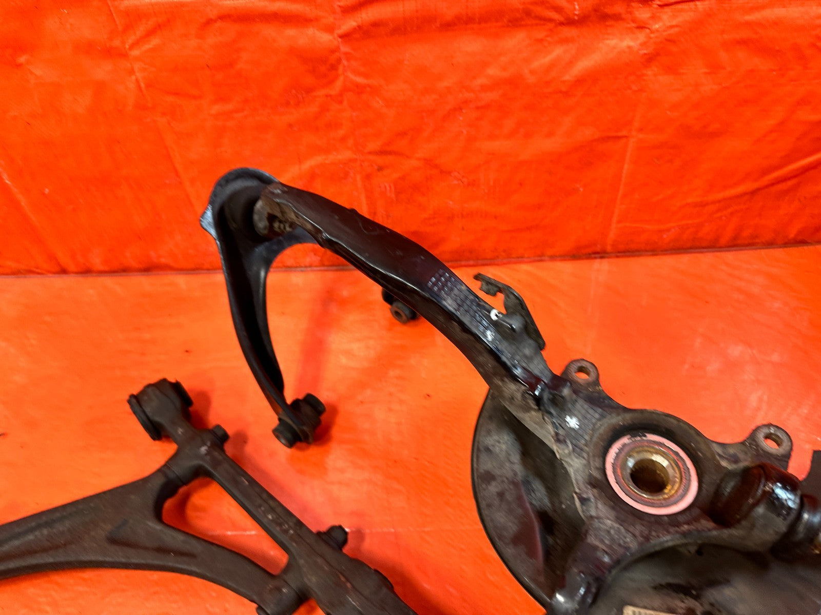 96 00 HONDA CIVIC DRIVER LEFT FRONT SPINDLE KNUCK HUB & CONTROL ARMS   OEM #31914