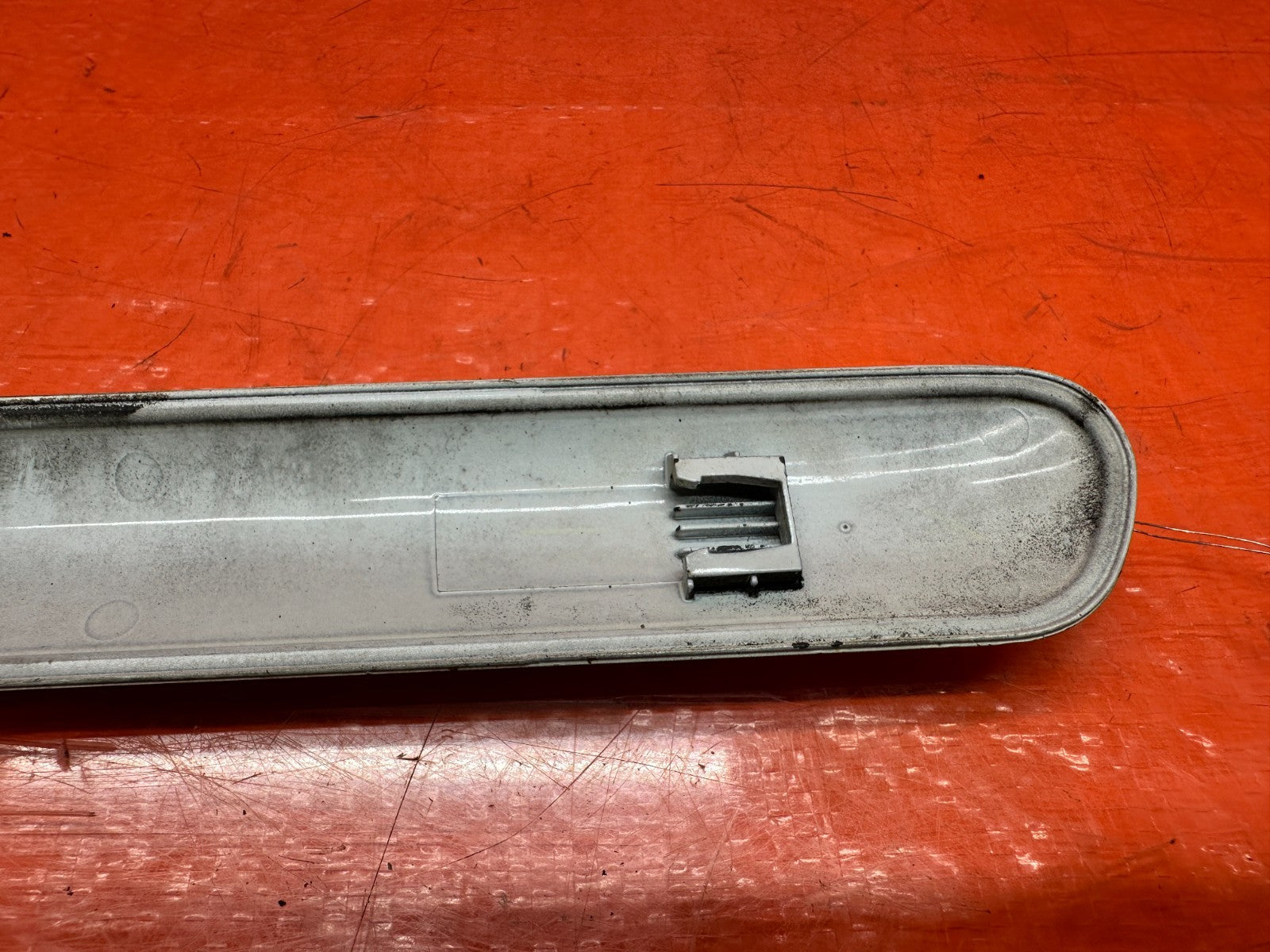 94 01 ACURA INTEGRA 2D RIGHT PASSENGER REAR QUARTER BODY MOLDING OEM #3318