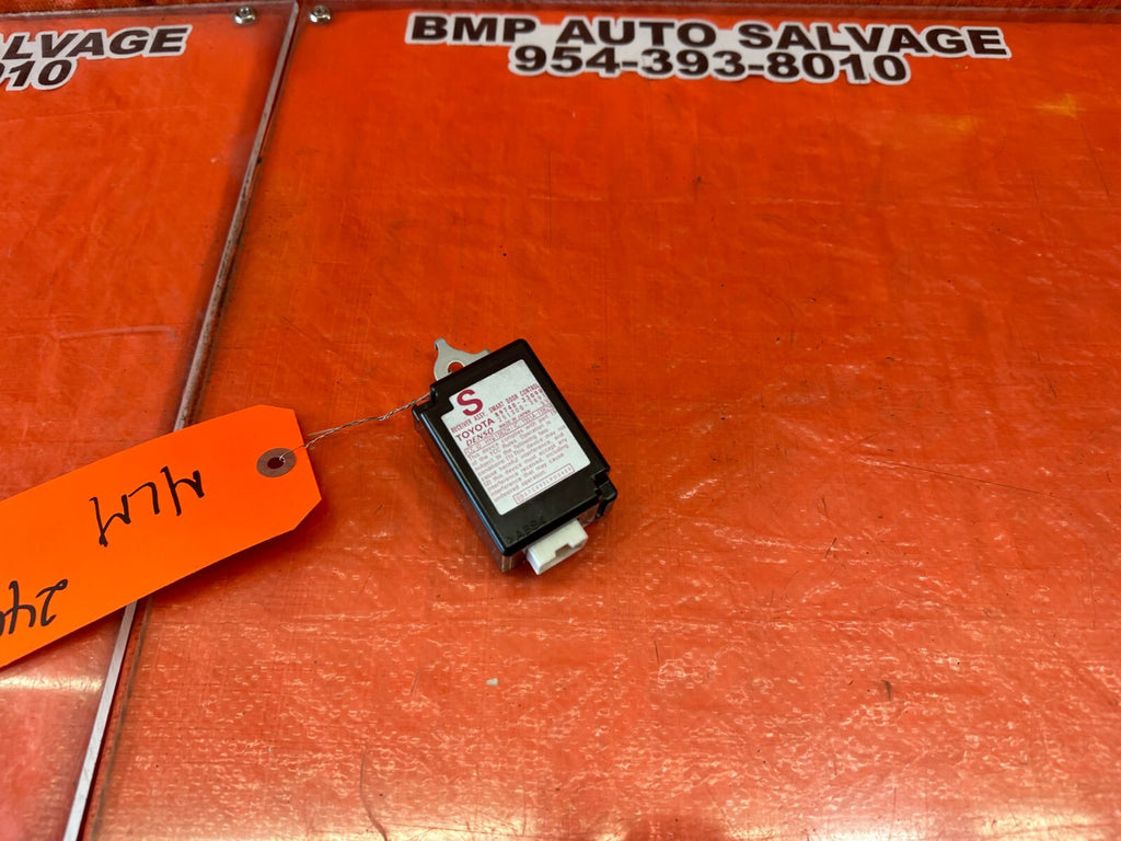 07 12 LEXUS ES350   SMART DOOR CONTROL RECEIVER   OEM FACTORY #2444