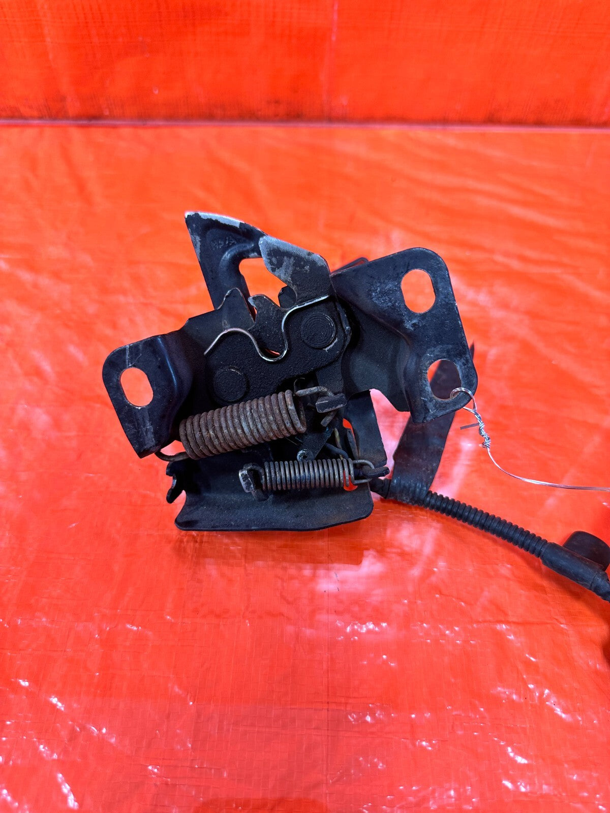 06 11 HONDA CIVIC SI COUPE & SEDAN HOOD BONNETT LATCH LOCKING MECHANISM OEM #2646