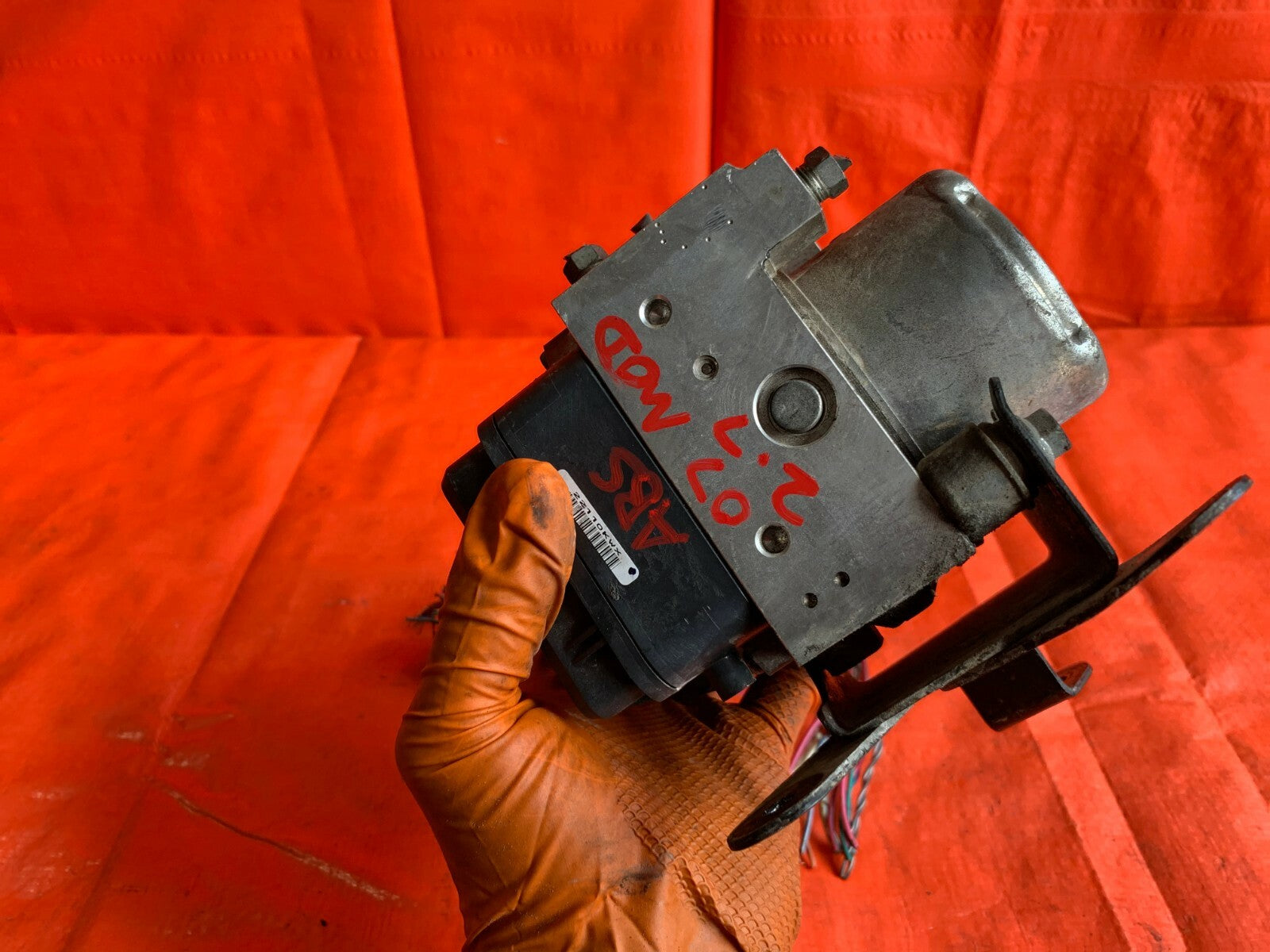 OEM 2007 07 TOYOTA TACOMA 2.7L BASE   ABS PUMP CONTROL MODULE UNIT ASSEMBLY 4X2 7