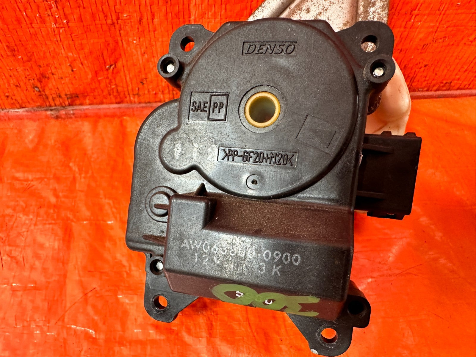 06 11 HONDA CIVIC   AC MOTOR   PART # AW063800 0900   OEM FACTORY #3002