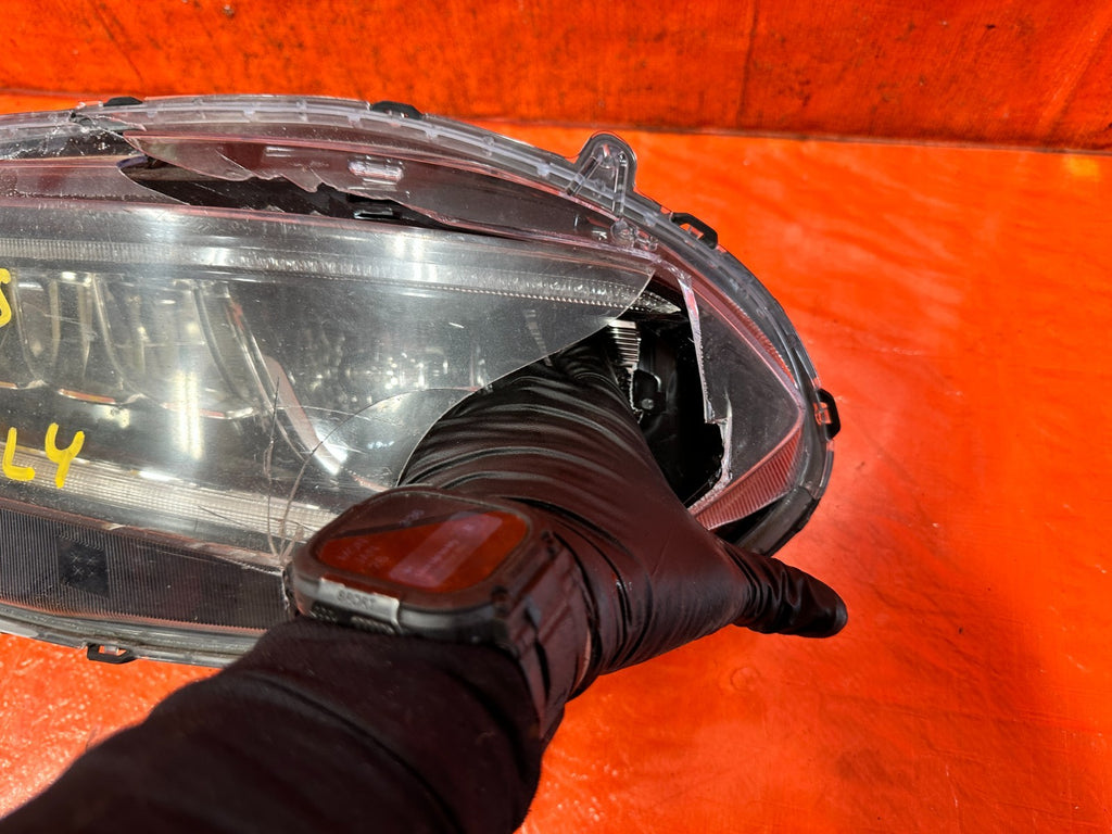 18 22 HONDA ACCORD 1.5L   PASSENGER RIGHT HEADLIGHT HEADLAMP  PARTS ONLY OEM 3245