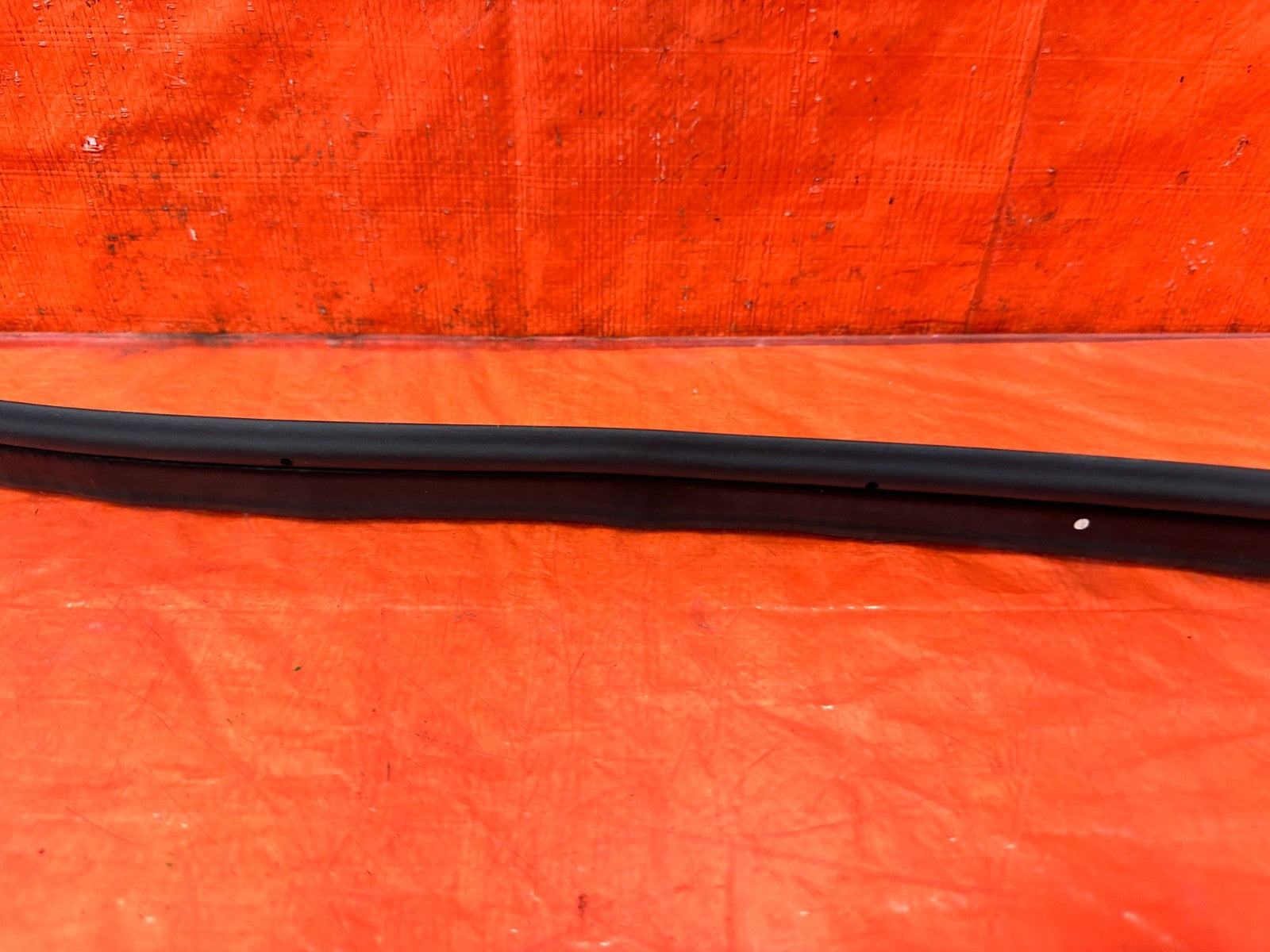 10 16 HYUNDAI GENESIS COUPE TRUNK WEATHER STRIP TRIM GASKET LINER LINING OEM 3027