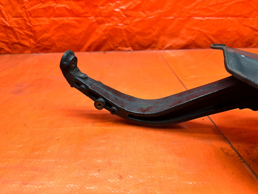 04 08 ACURA TSX 2.4L RIGHT PASSENGER FRONT KNUCKLE SPINDLE OEM #3306