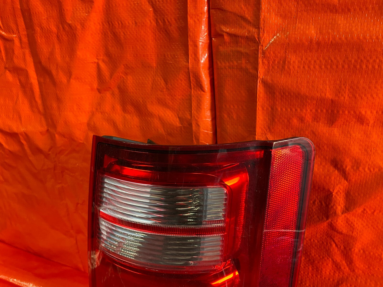 08 10 DODGE GRAND CARAVAN   PASSENGER RIGHT R RH   TAIL LIGHT LAMP   OEM FACTORY4
