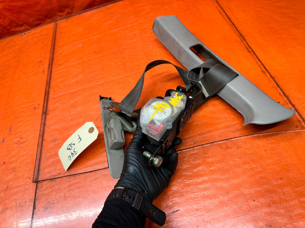 94-01 ACURA INTEGRA FRONT LEFT DRIVER SEAT BELT RETRACTOR OEM #34016