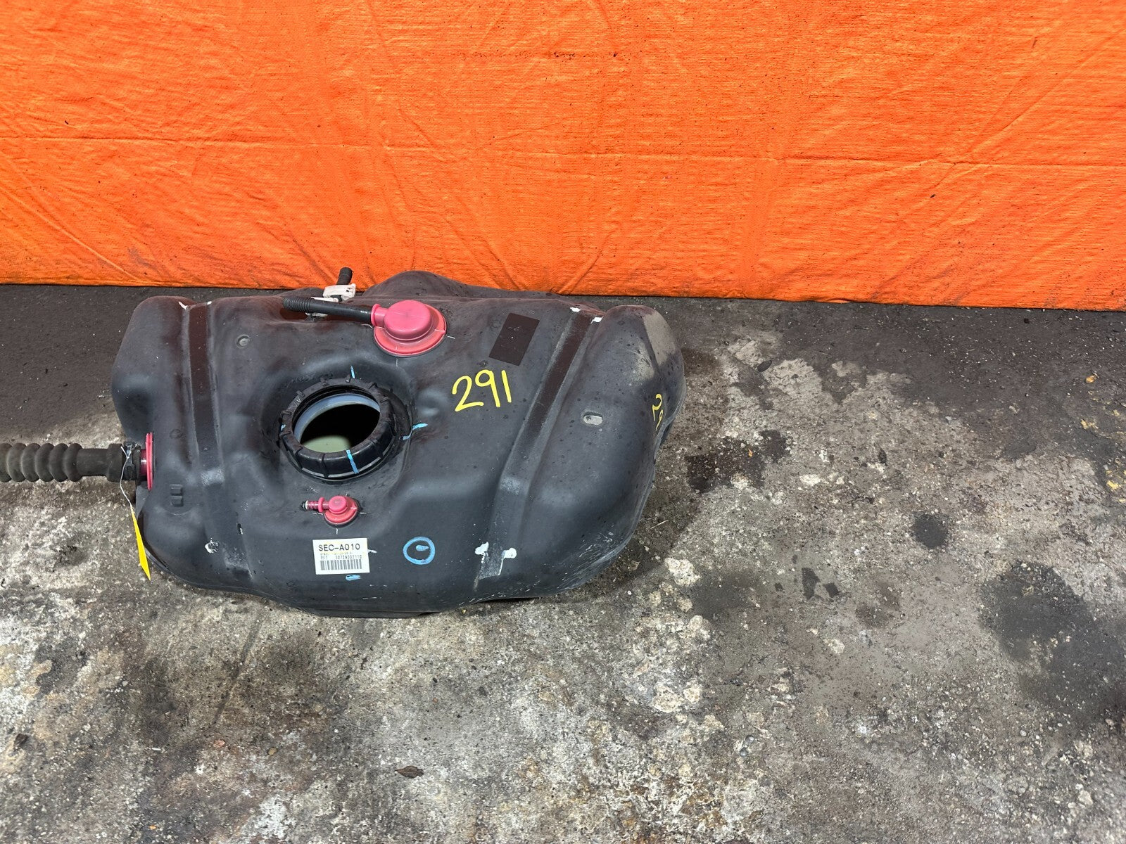 04 05 ACURA TSX   GASOLINE GAS FUEL TANK ASSEMBLY   OEM FACTORY #2901