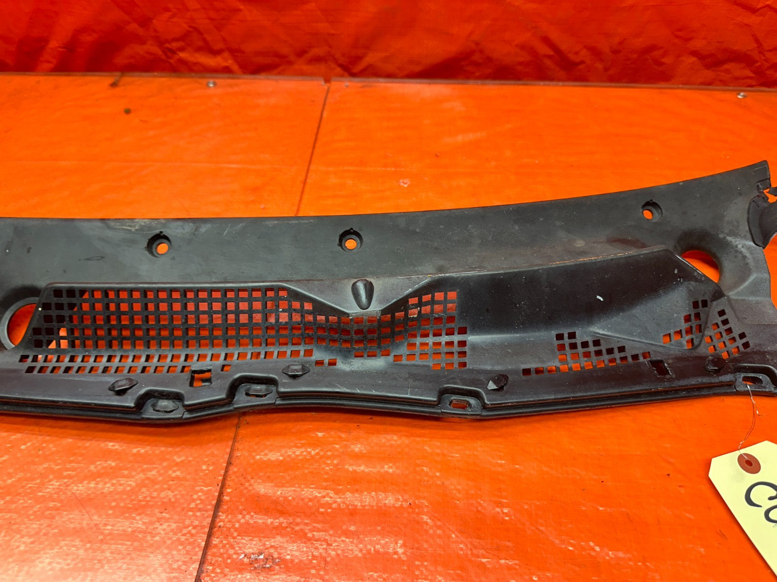 94 01 ACURA INTEGRA FRONT WINDSHIELD WIPER COWL PLASTIC TRIM OEM #3315
