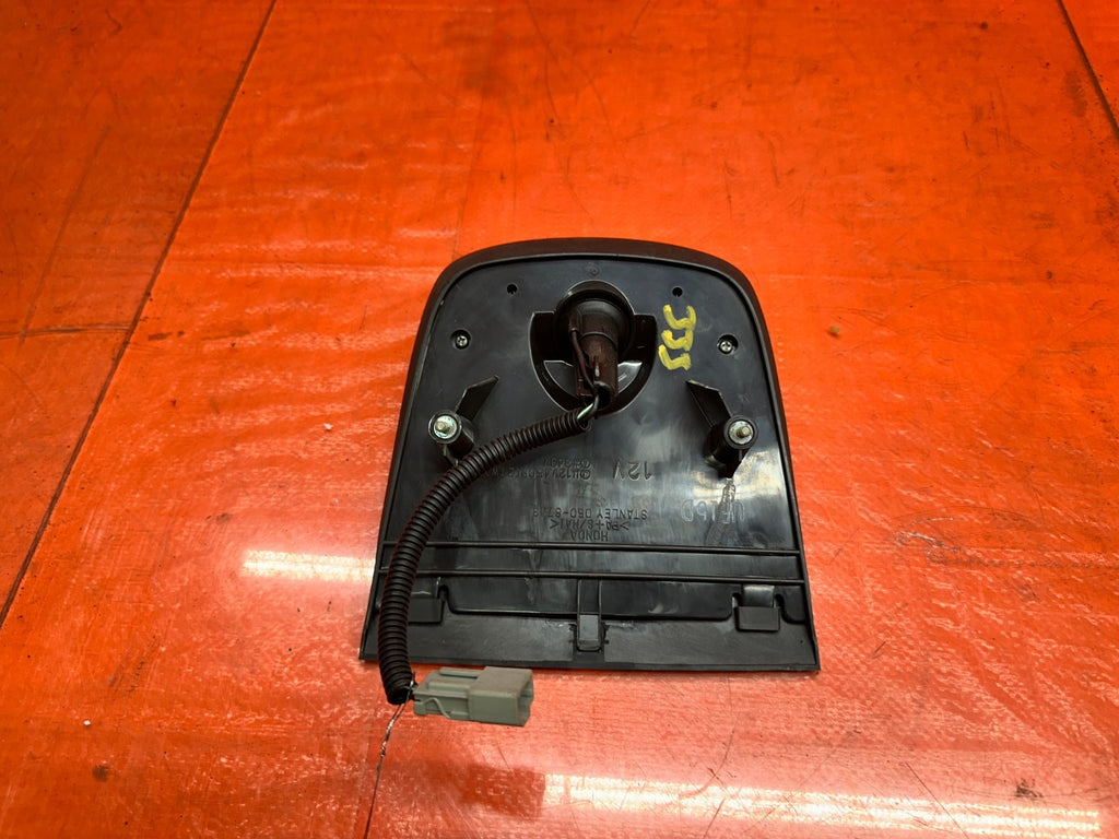 92 95 HONDA CIVIC EX 2D   REAR WINDOW THIRD 3RD BRAKE LIGHT LAMP   OEM #3335