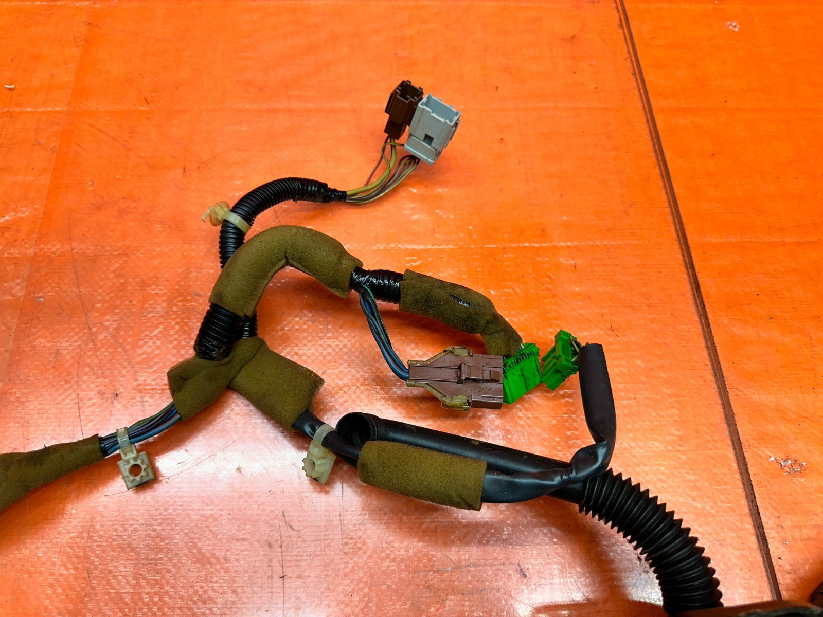 97 01 HONDA PRELUDE 2.2L HEATER AC BLOWER MOTOR WITH WIRING HARNESS OEM #33510