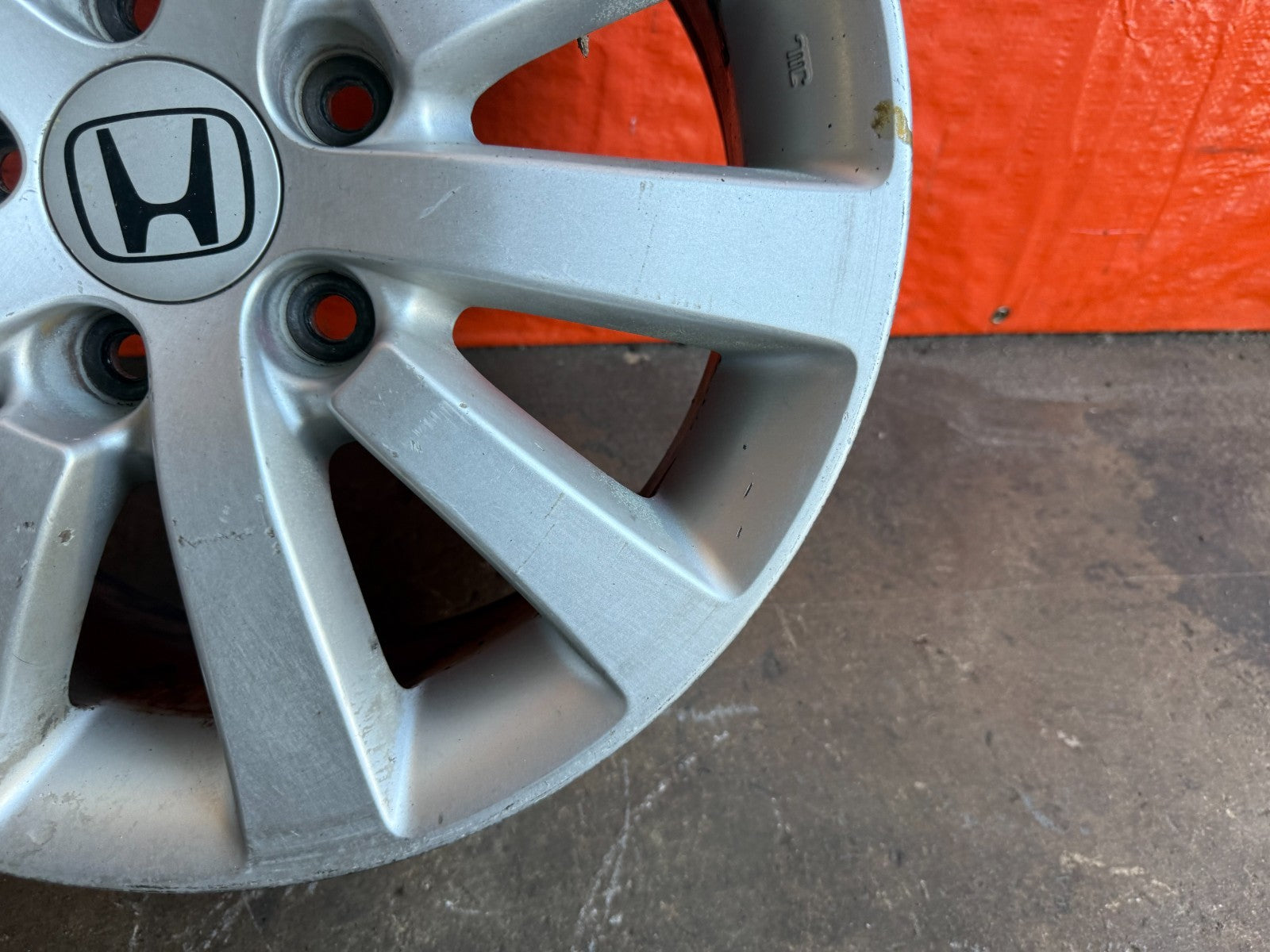 04 05 HONDA CIVIC SI EP3 HATCHBACK   10 SPOKE 5 LUG WHEEL RIM OEM FACTORY 307 33